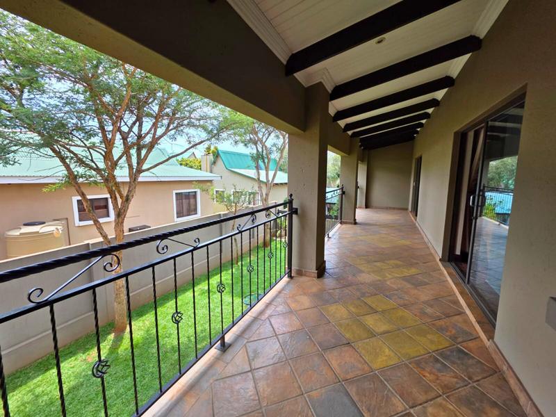 4 Bedroom Property for Sale in Glen Marais Gauteng
