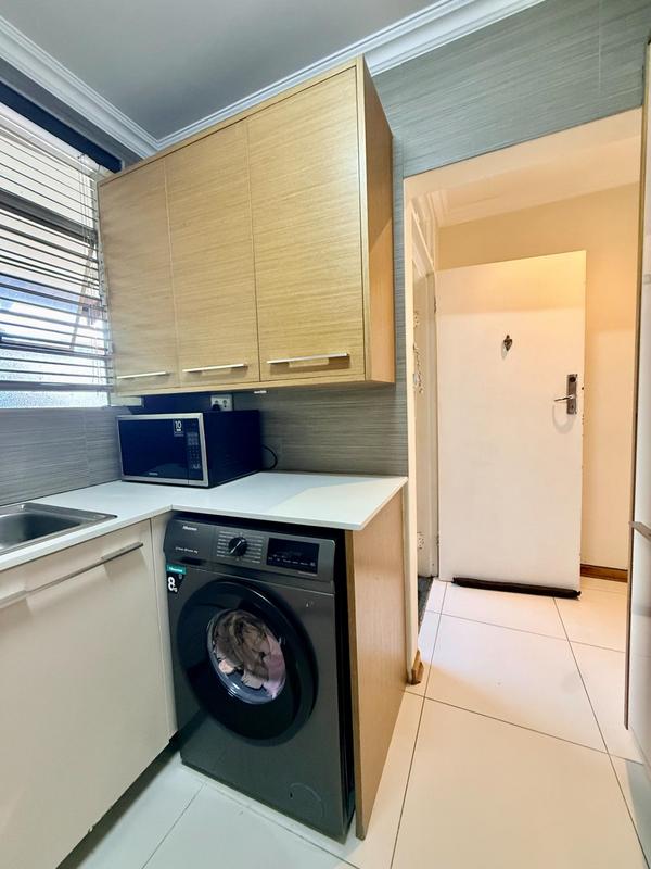 To Let 2 Bedroom Property for Rent in Sandown Gauteng