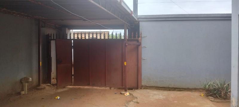 2 Bedroom Property for Sale in Roodepoort Gauteng