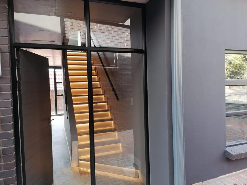 To Let 2 Bedroom Property for Rent in Hazelwood Gauteng