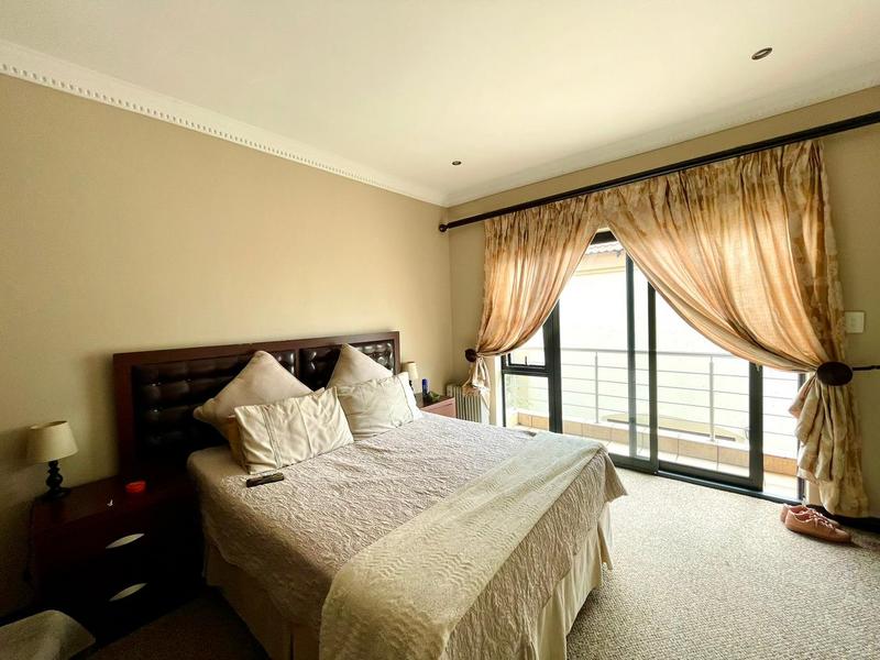 5 Bedroom Property for Sale in Willow Acres Gauteng