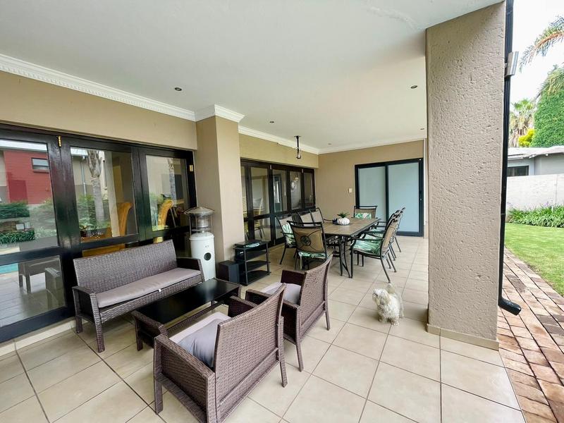 5 Bedroom Property for Sale in Willow Acres Gauteng