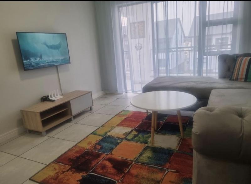 1 Bedroom Property for Sale in Silver Lakes Gauteng