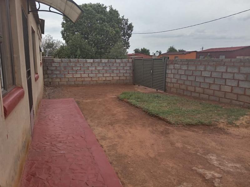 3 Bedroom Property for Sale in Palm Ridge Gauteng
