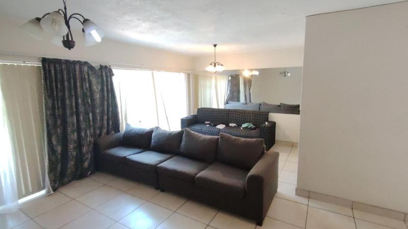2 Bedroom Property for Sale in Kew Gauteng