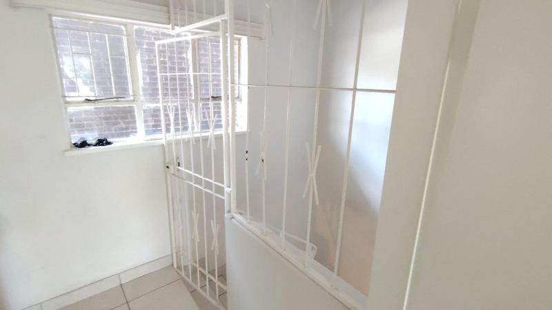 2 Bedroom Property for Sale in Kew Gauteng