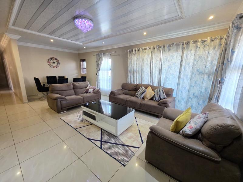 3 Bedroom Property for Sale in The Orchards Gauteng