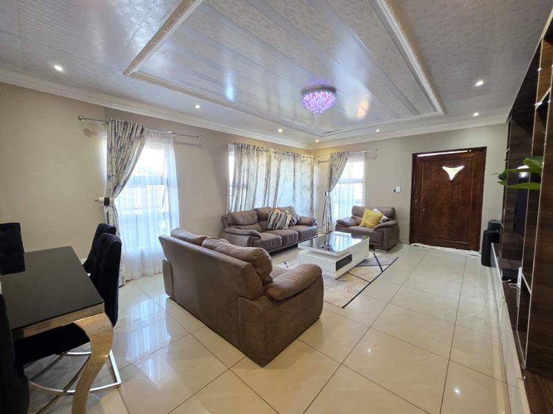3 Bedroom Property for Sale in The Orchards Gauteng