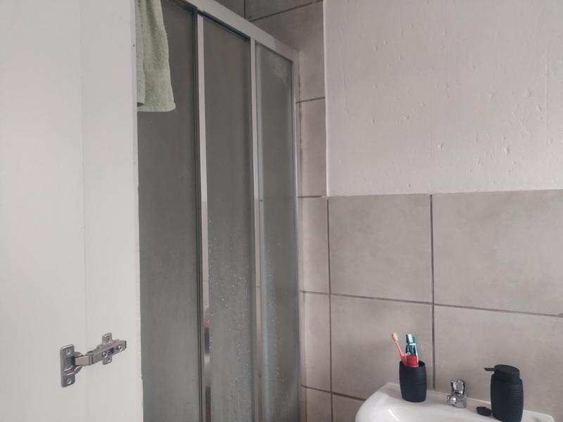 To Let 3 Bedroom Property for Rent in Groblerpark Gauteng