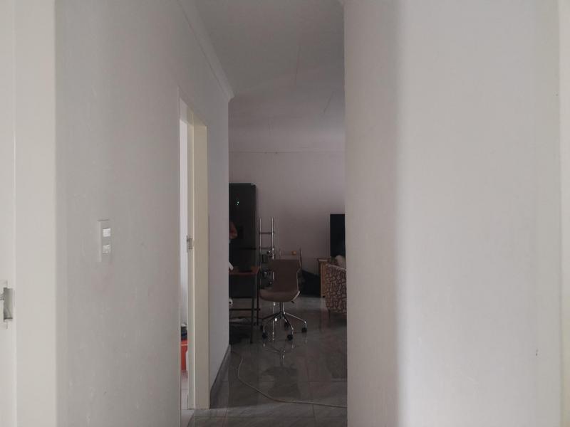 To Let 3 Bedroom Property for Rent in Groblerpark Gauteng