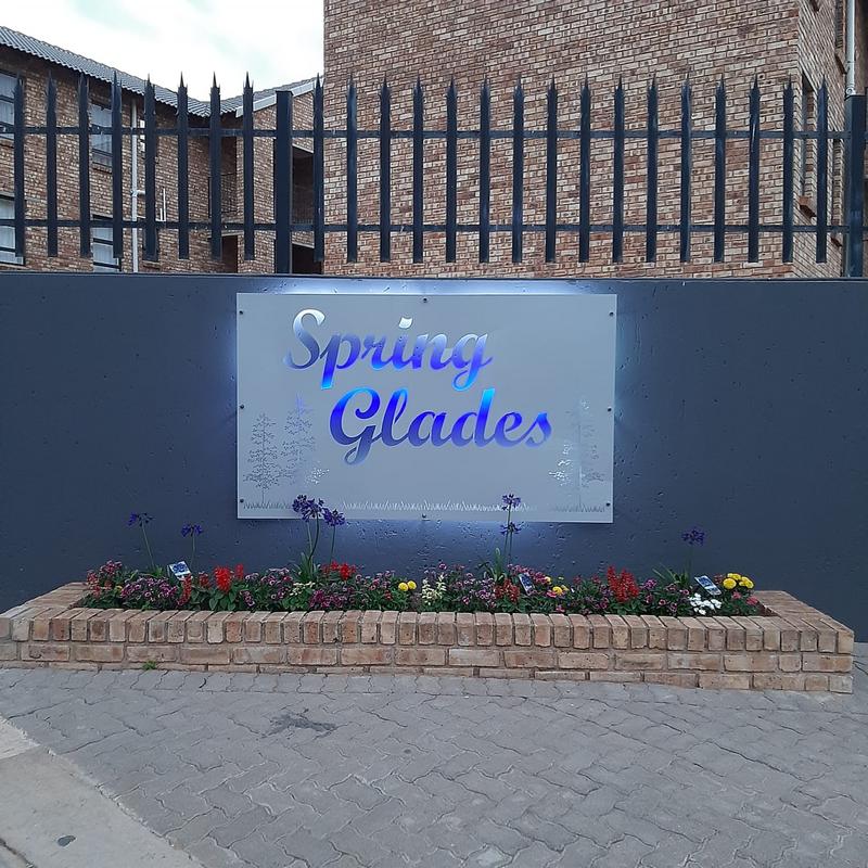 To Let 3 Bedroom Property for Rent in Groblerpark Gauteng