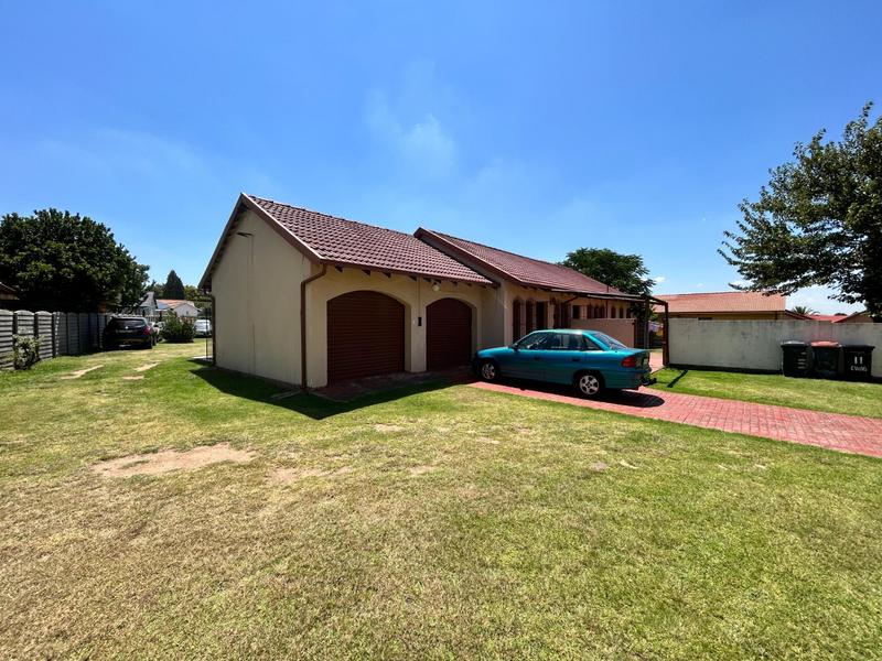 3 Bedroom Property for Sale in Sharon Park Gauteng