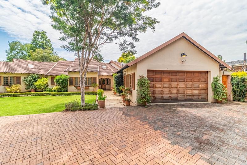 4 Bedroom Property for Sale in Bedfordview Gauteng