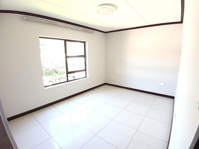 To Let 2 Bedroom Property for Rent in Fourways Gauteng