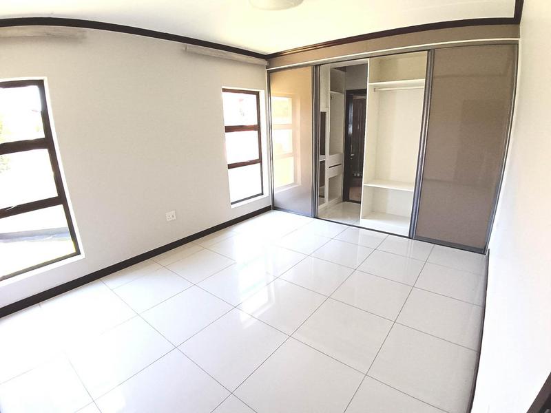 To Let 2 Bedroom Property for Rent in Fourways Gauteng