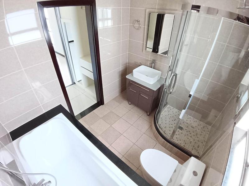 To Let 2 Bedroom Property for Rent in Fourways Gauteng