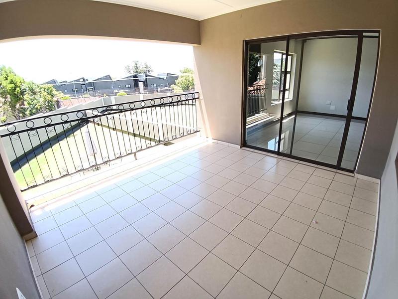 To Let 2 Bedroom Property for Rent in Fourways Gauteng