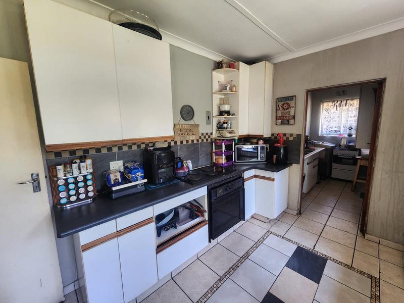 3 Bedroom Property for Sale in General Albertspark Gauteng