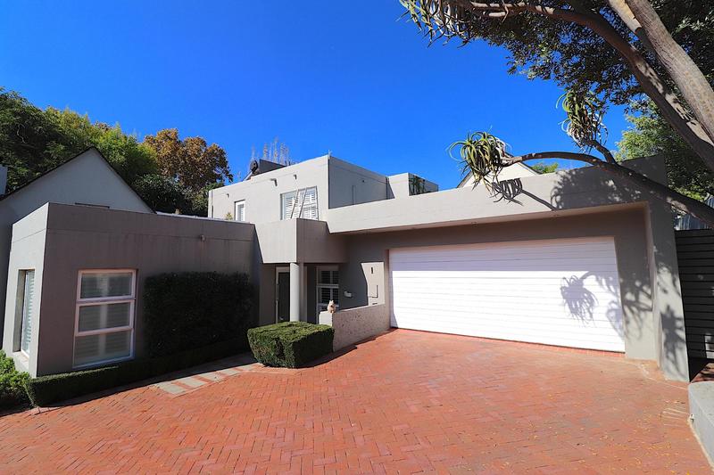 3 Bedroom Property for Sale in Dainfern Golf Estate Gauteng