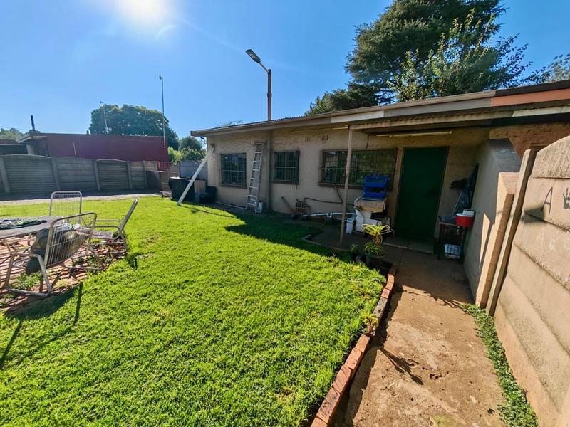 2 Bedroom Property for Sale in Vanderbijlpark Cw 6 Gauteng