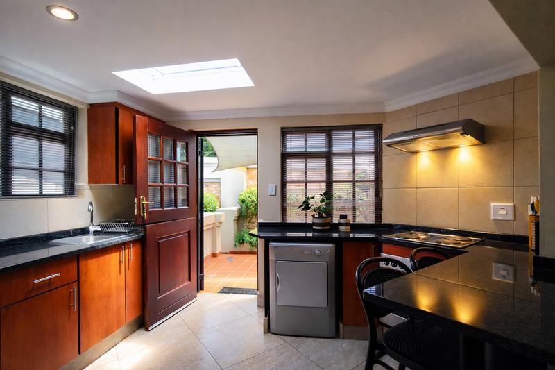 To Let 1 Bedroom Property for Rent in Waterkloof Ridge Gauteng