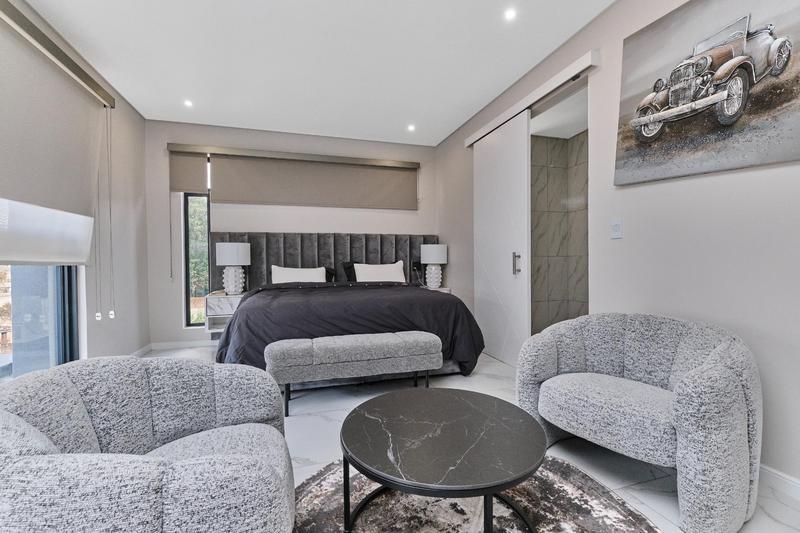 5 Bedroom Property for Sale in Morningside Gauteng