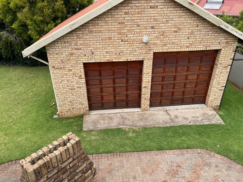 4 Bedroom Property for Sale in Vanderbijlpark SE 3 Gauteng