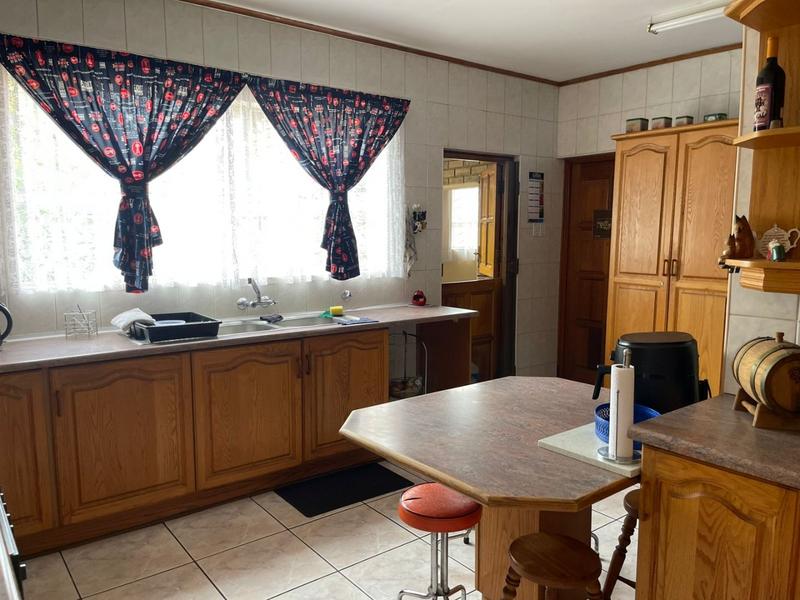 4 Bedroom Property for Sale in Vanderbijlpark SE 3 Gauteng