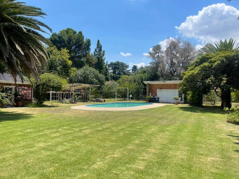 4 Bedroom Property for Sale in Vanderbijlpark SW 5 Gauteng