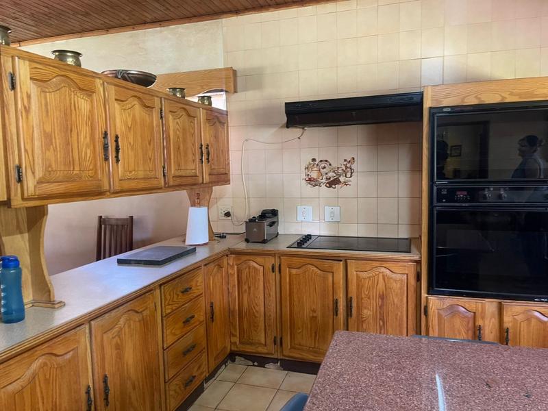 4 Bedroom Property for Sale in Vanderbijlpark SW 5 Gauteng