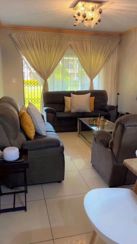 2 Bedroom Property for Sale in Noordwyk Gauteng