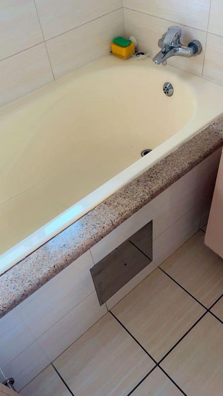 2 Bedroom Property for Sale in Noordwyk Gauteng