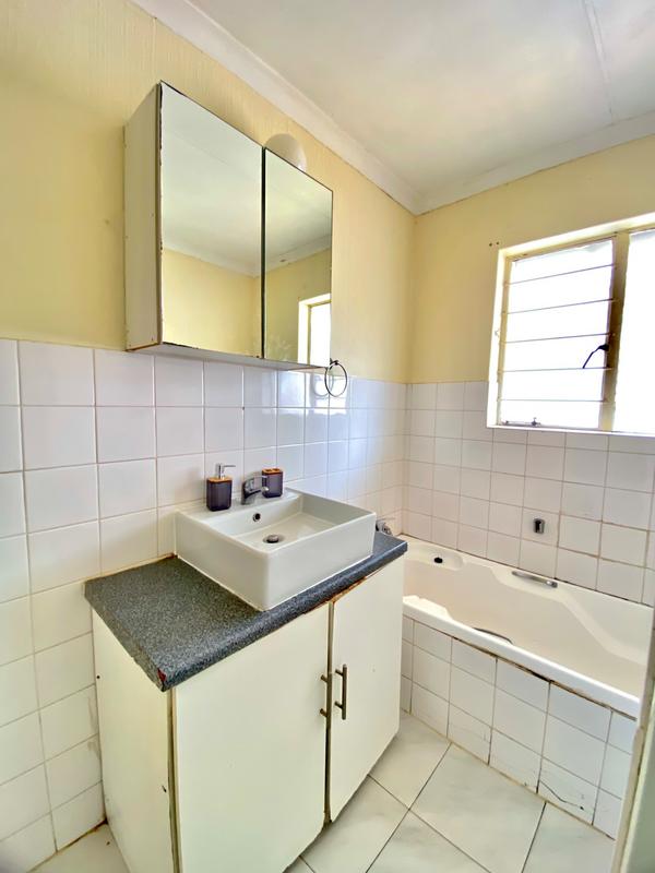 2 Bedroom Property for Sale in Northwold Gauteng