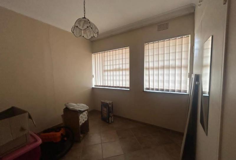 4 Bedroom Property for Sale in Risiville Gauteng