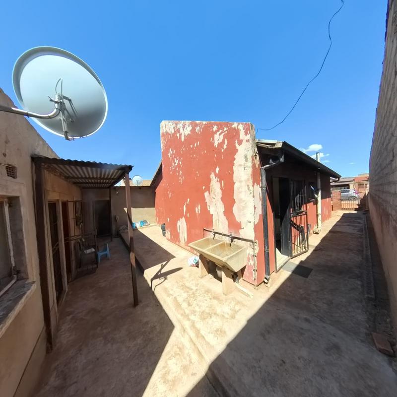 2 Bedroom Property for Sale in Leboeng Gauteng