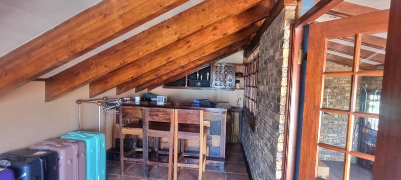 6 Bedroom Property for Sale in Zwartkop Gauteng