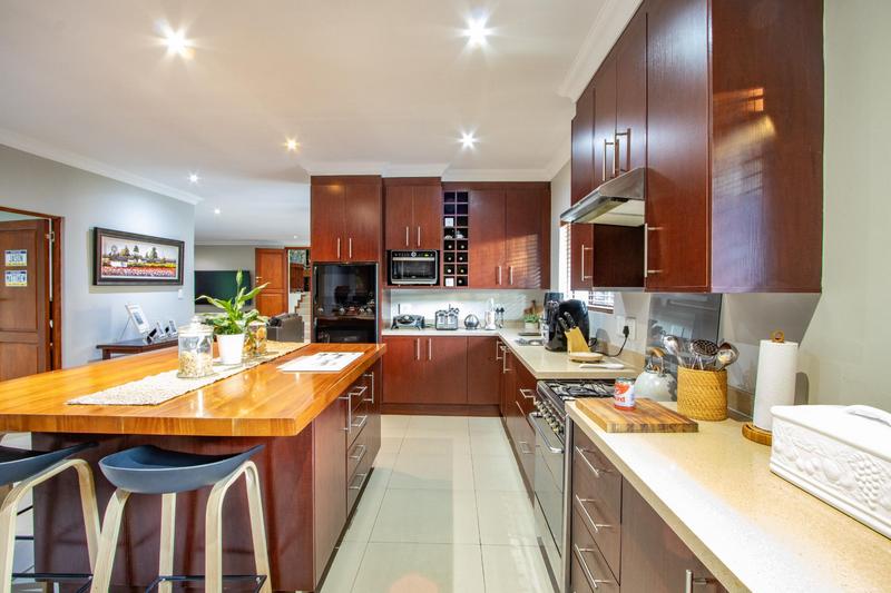 4 Bedroom Property for Sale in Glenferness Gauteng