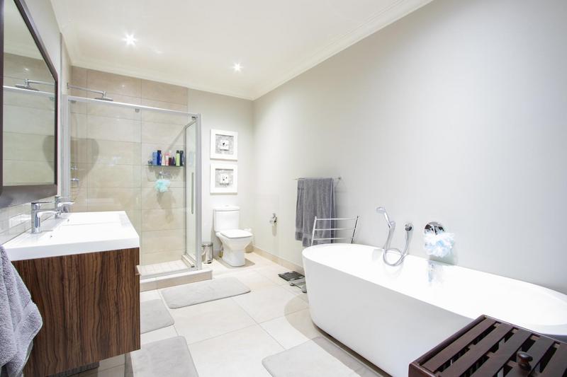 4 Bedroom Property for Sale in Glenferness Gauteng