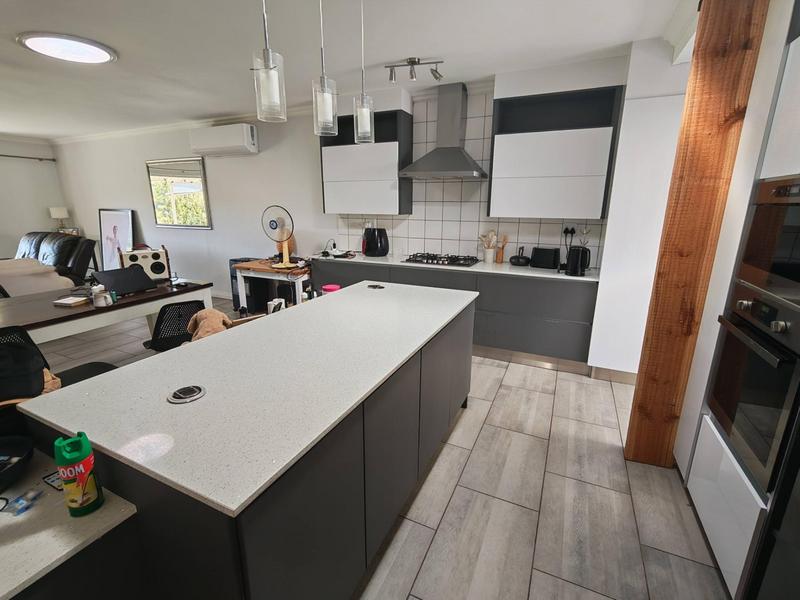 3 Bedroom Property for Sale in Waterkloof Heights Gauteng