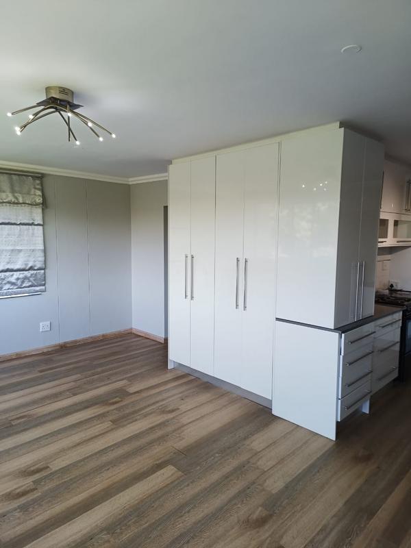 To Let 1 Bedroom Property for Rent in Faerie Glen Gauteng