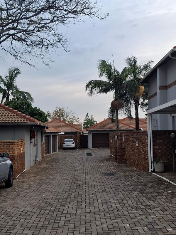 2 Bedroom Property for Sale in Erasmuskloof Gauteng