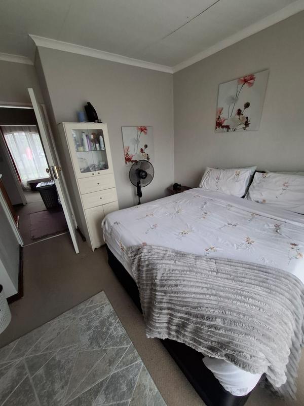 2 Bedroom Property for Sale in Erasmuskloof Gauteng