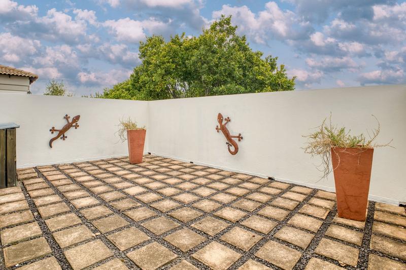 To Let 4 Bedroom Property for Rent in Dainfern Valley Gauteng