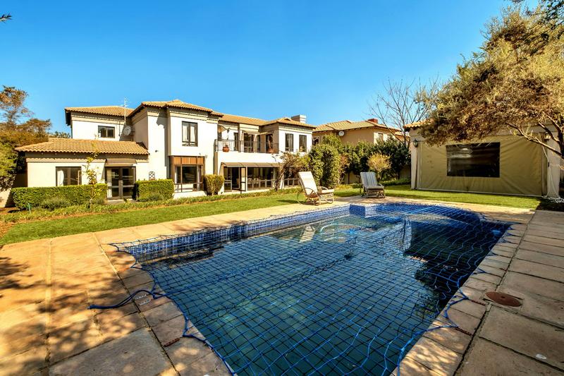 To Let 4 Bedroom Property for Rent in Dainfern Valley Gauteng