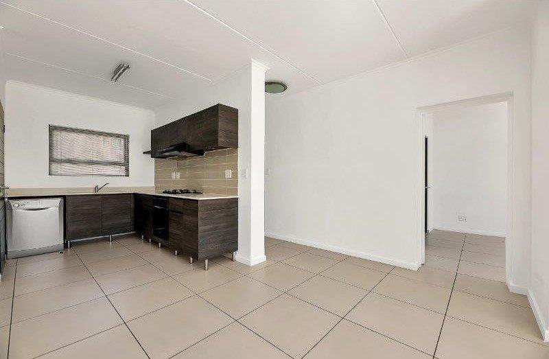 2 Bedroom Property for Sale in Dainfern Gauteng