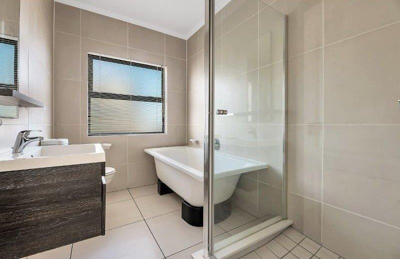 2 Bedroom Property for Sale in Dainfern Gauteng