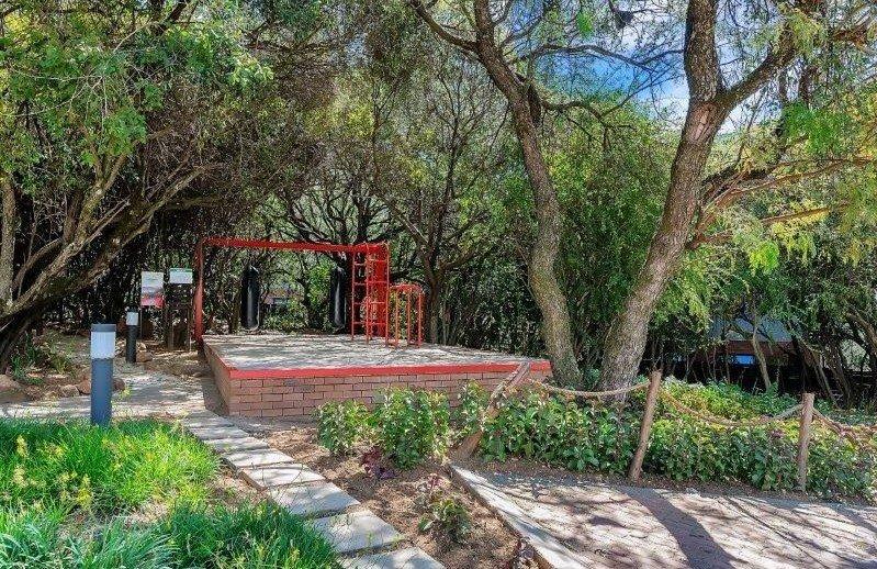 2 Bedroom Property for Sale in Dainfern Gauteng