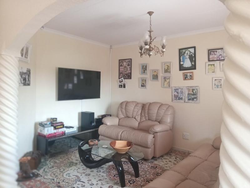 2 Bedroom Property for Sale in Eike Park Gauteng