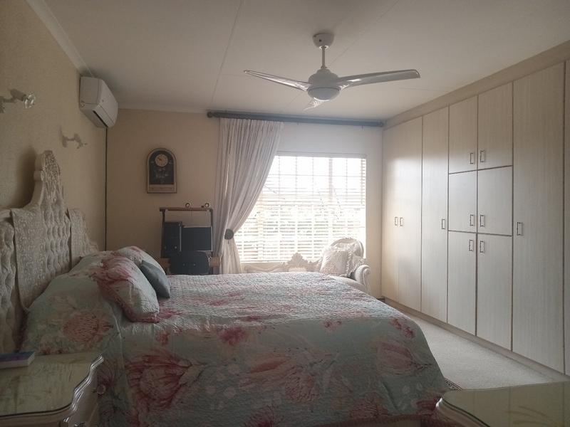 2 Bedroom Property for Sale in Eike Park Gauteng