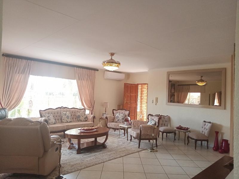 2 Bedroom Property for Sale in Eike Park Gauteng